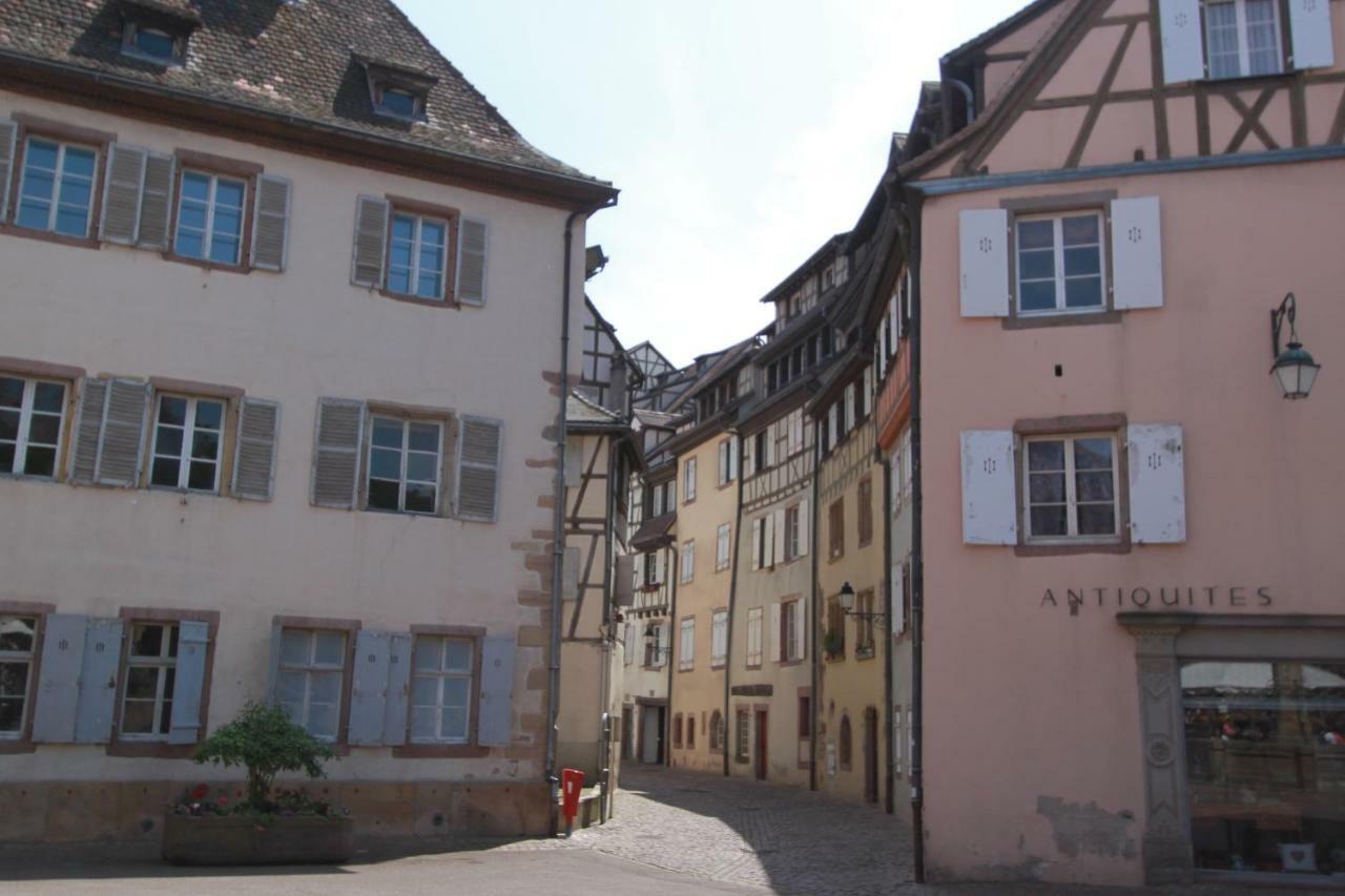 Ferienwohnung Entre Douceur Et Delicatesse Colmar Exterior foto